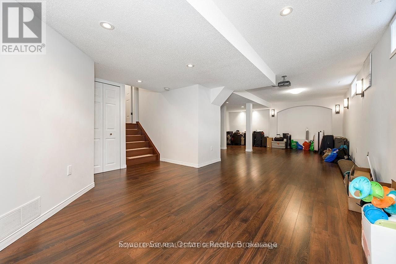 635 Commonwealth Crescent, Kitchener, ON, N2E 4J9 - 33