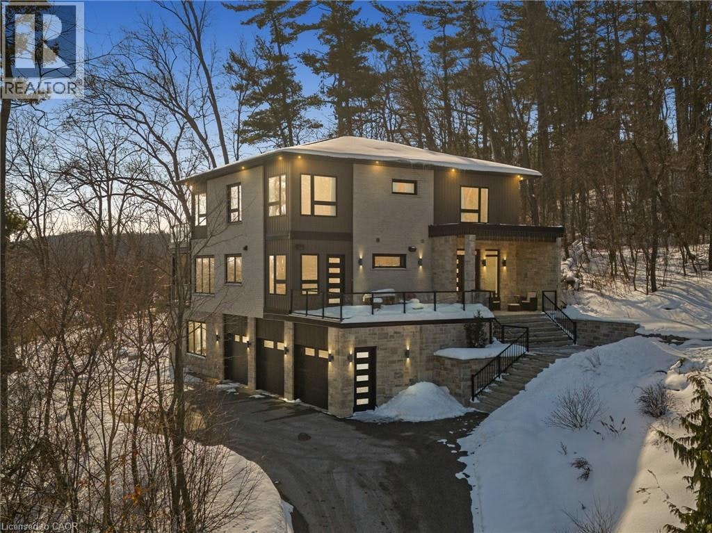 111 Grand Ridge Drive, Cambridge, ON, N1S 5B3