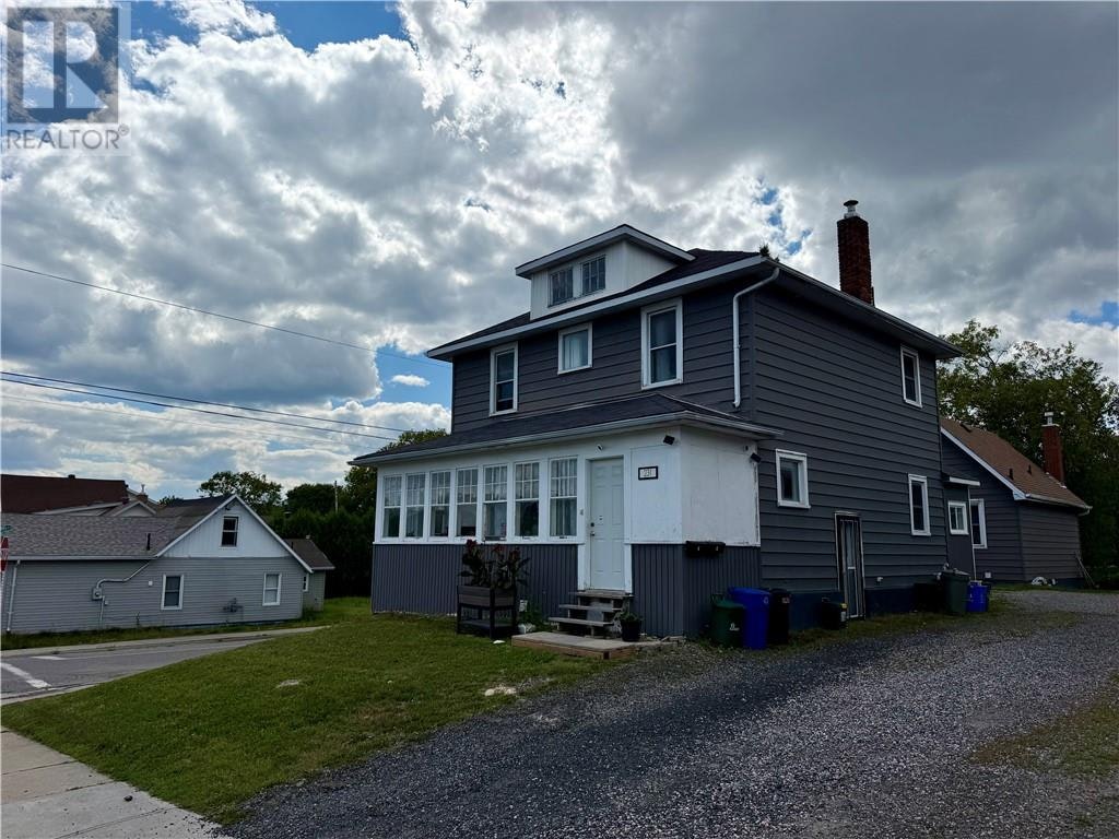 231 Whittaker & 408 Isabel, Greater Sudbury, ON, P3C 1J7