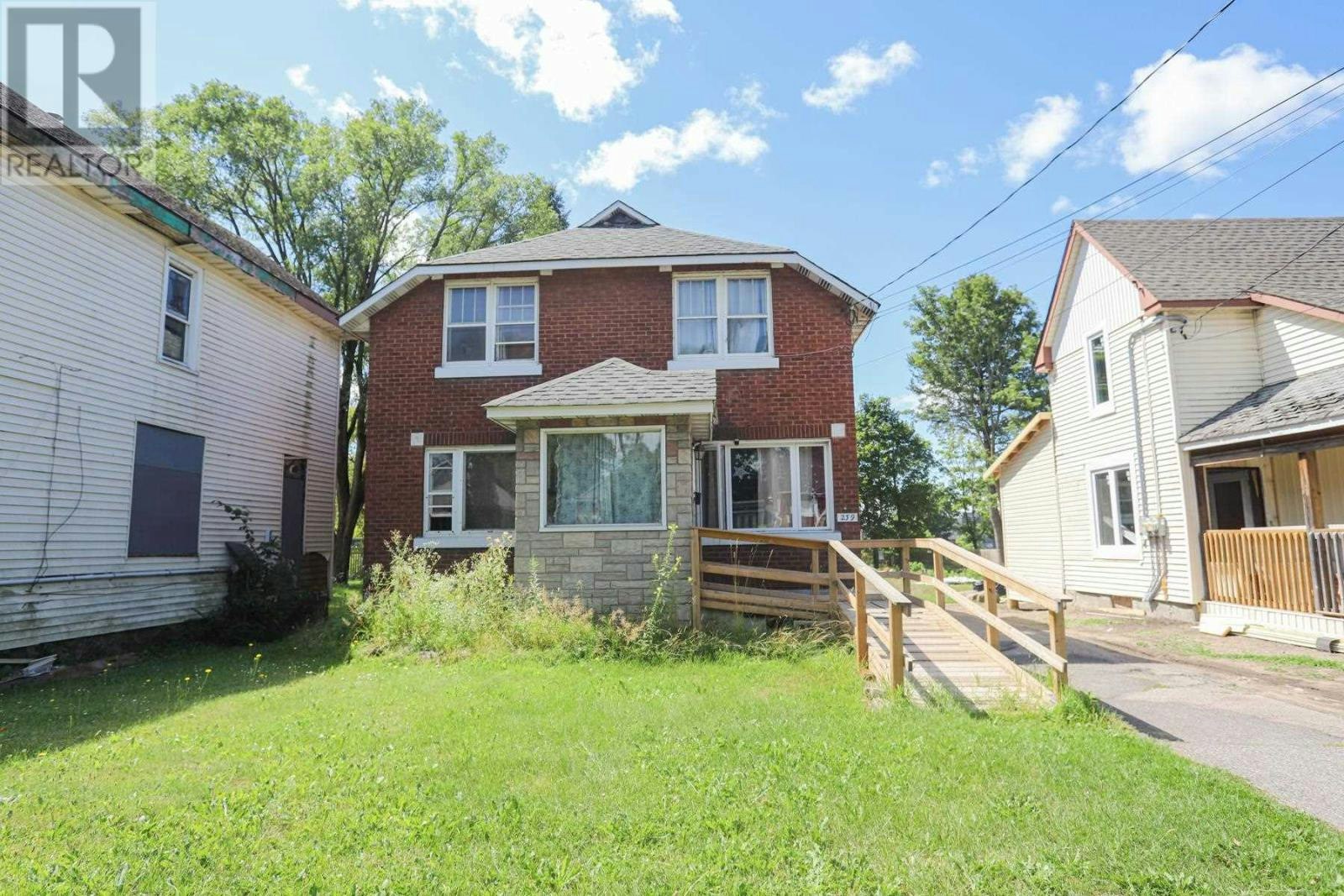 239 Wellington Street, Sault Ste. Marie, ON, P6A 2L7