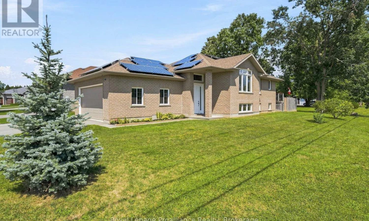 63 Freedom Crescent