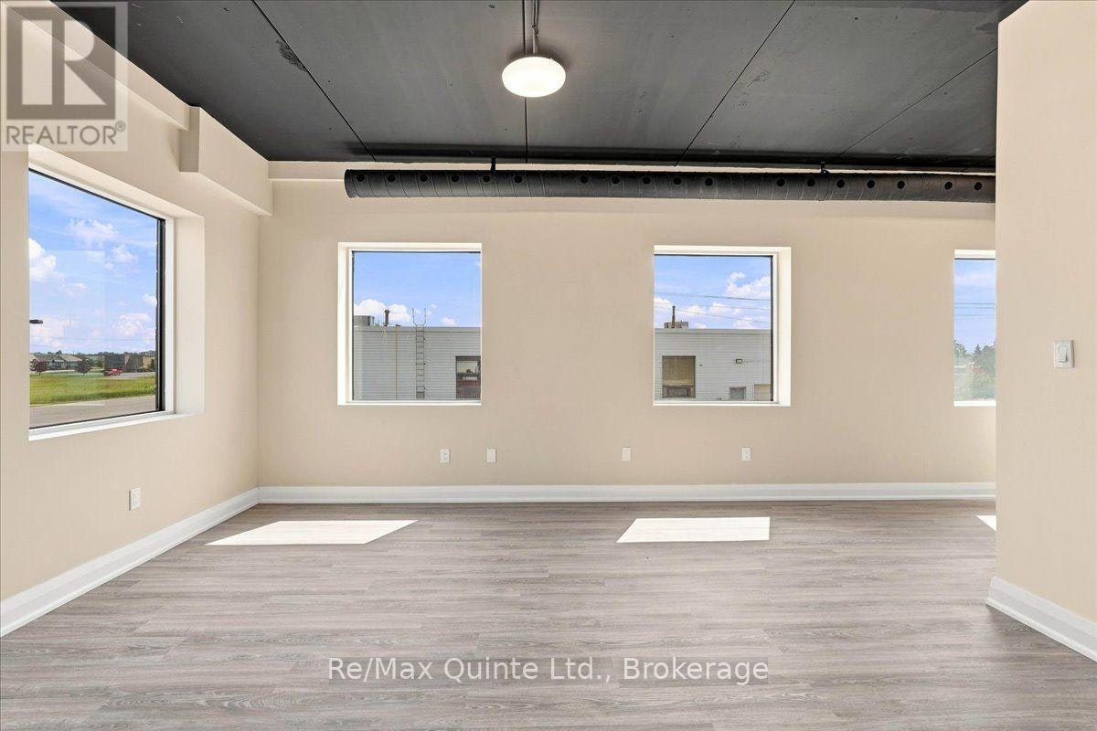 A-445 Centre Street, Greater Napanee, ON, K7R 3S4
