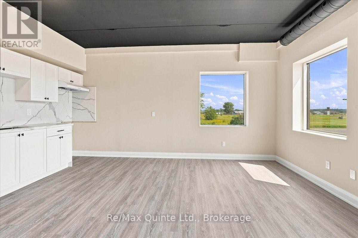A-445 Centre Street, Greater Napanee, ON, K7R 3S4 - 4