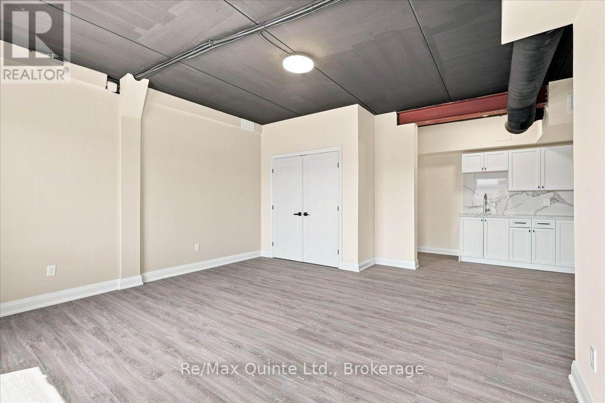 B-445 Centre Street N, Greater Napanee, ON, K7R 3S4 - 6