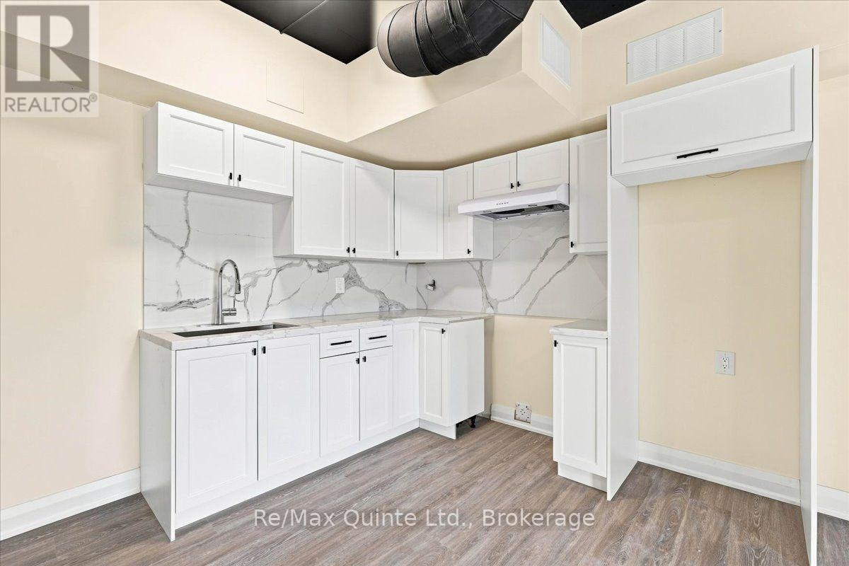 B-445 Centre Street N, Greater Napanee, ON, K7R 3S4 - 3