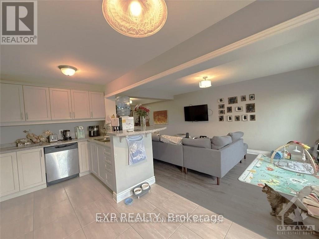 113 Cranesbill Road, Ottawa, ON, K2V 0J4 - 6