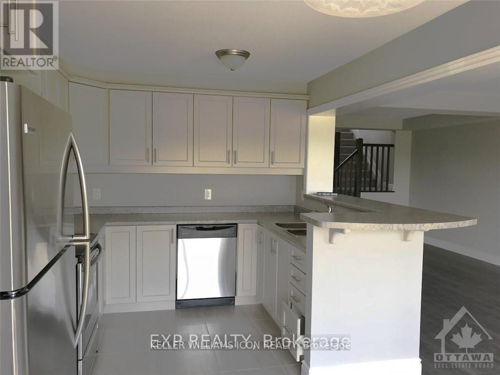 113 Cranesbill Road, Ottawa, ON, K2V 0J4 - 9
