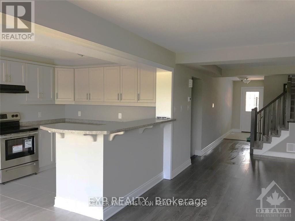 113 Cranesbill Road, Ottawa, ON, K2V 0J4 - 3