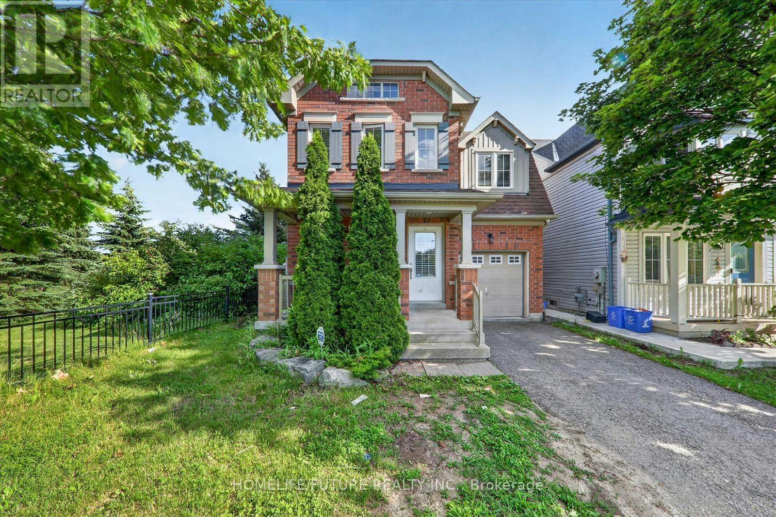 2009 Secretariat Place, Oshawa, ON, L1L 1C8
