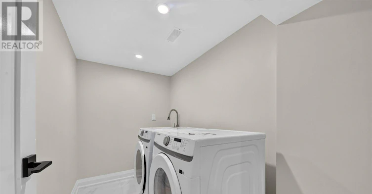 2404 Florentine Place, Pickering, ON, L1X 0H2 - 15