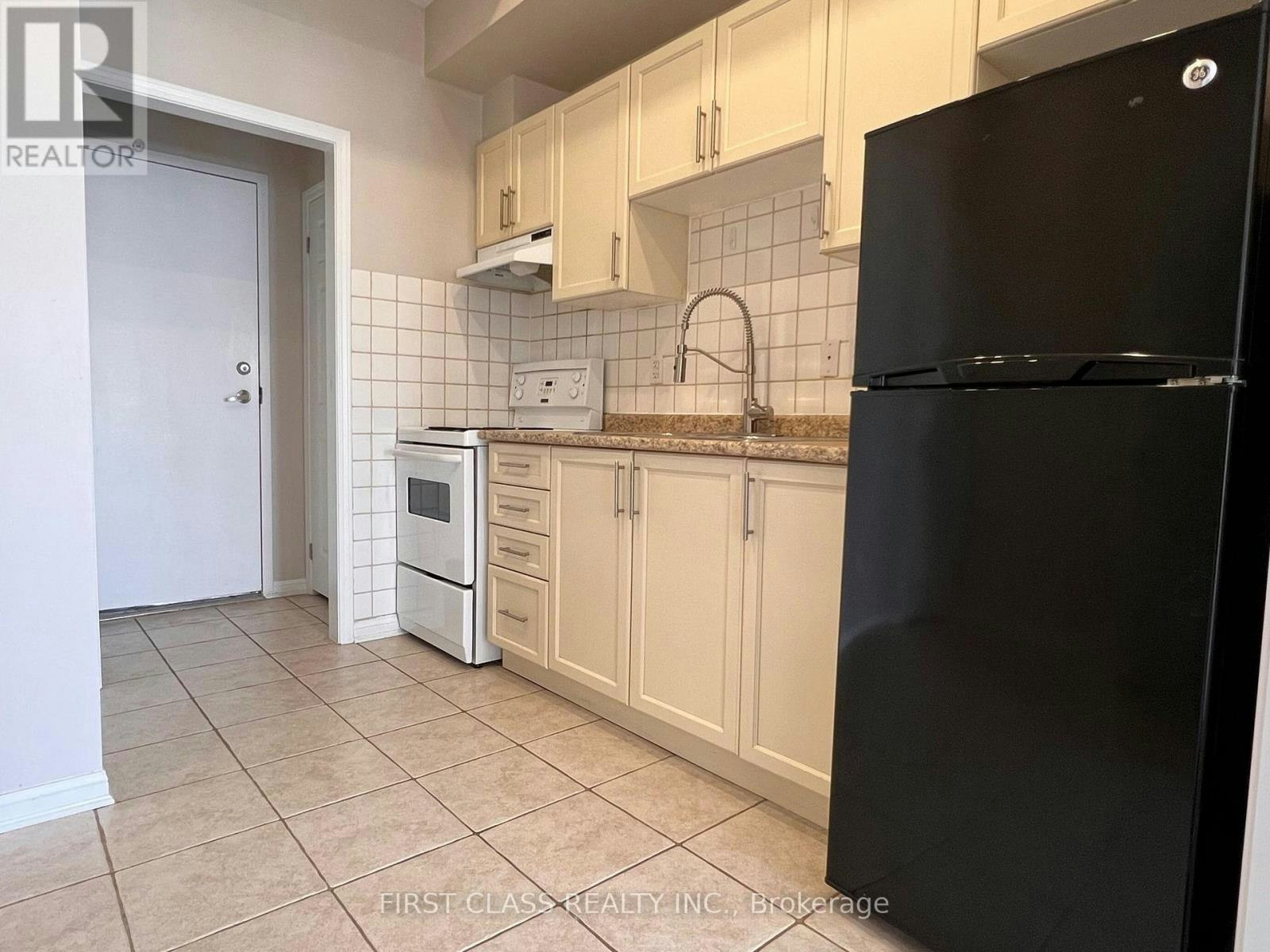 2-3038 Bur Oak Avenue, Markham, ON, L6B 0R1 - 5