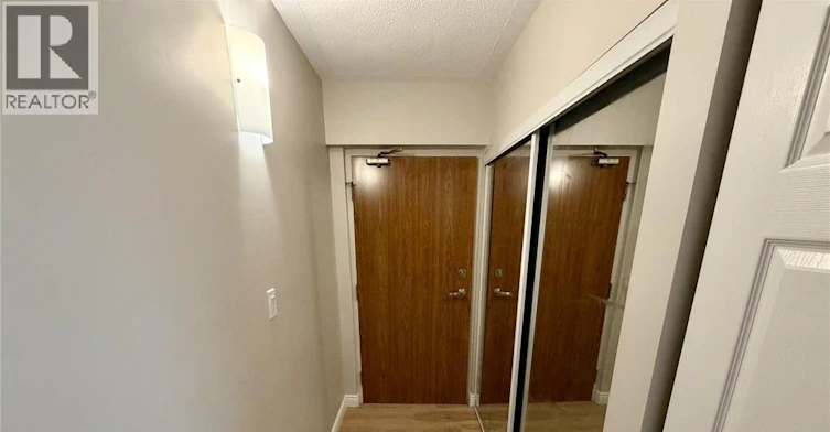 102-3355 Sandwich, Windsor, ON, N9C 1B2 - 4