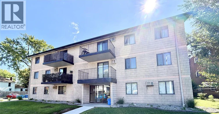102-3355 Sandwich, Windsor, ON, N9C 1B2 - 2