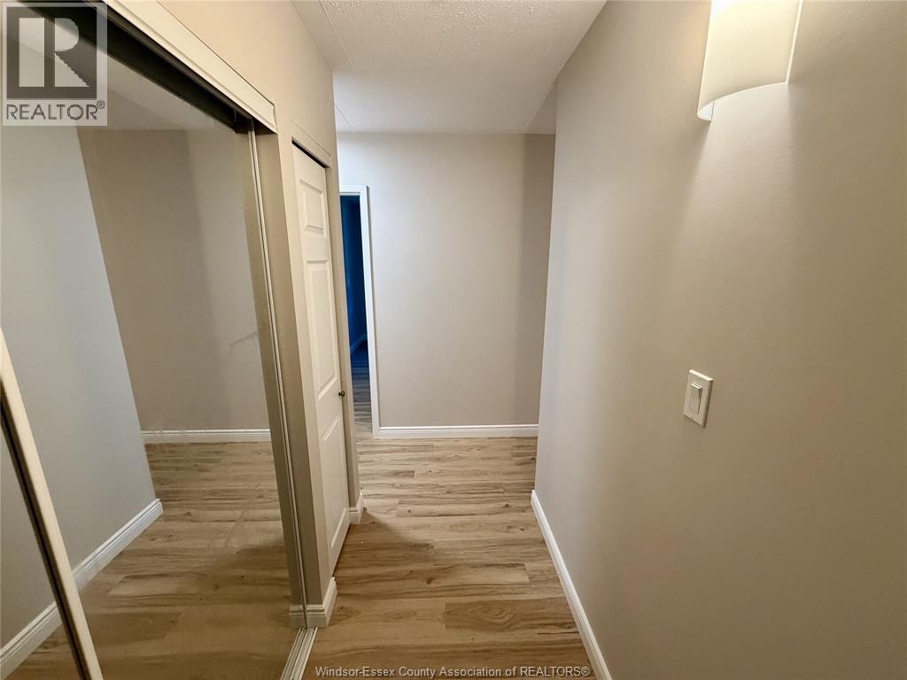 102-3355 Sandwich, Windsor, ON, N9C 1B2 - 3