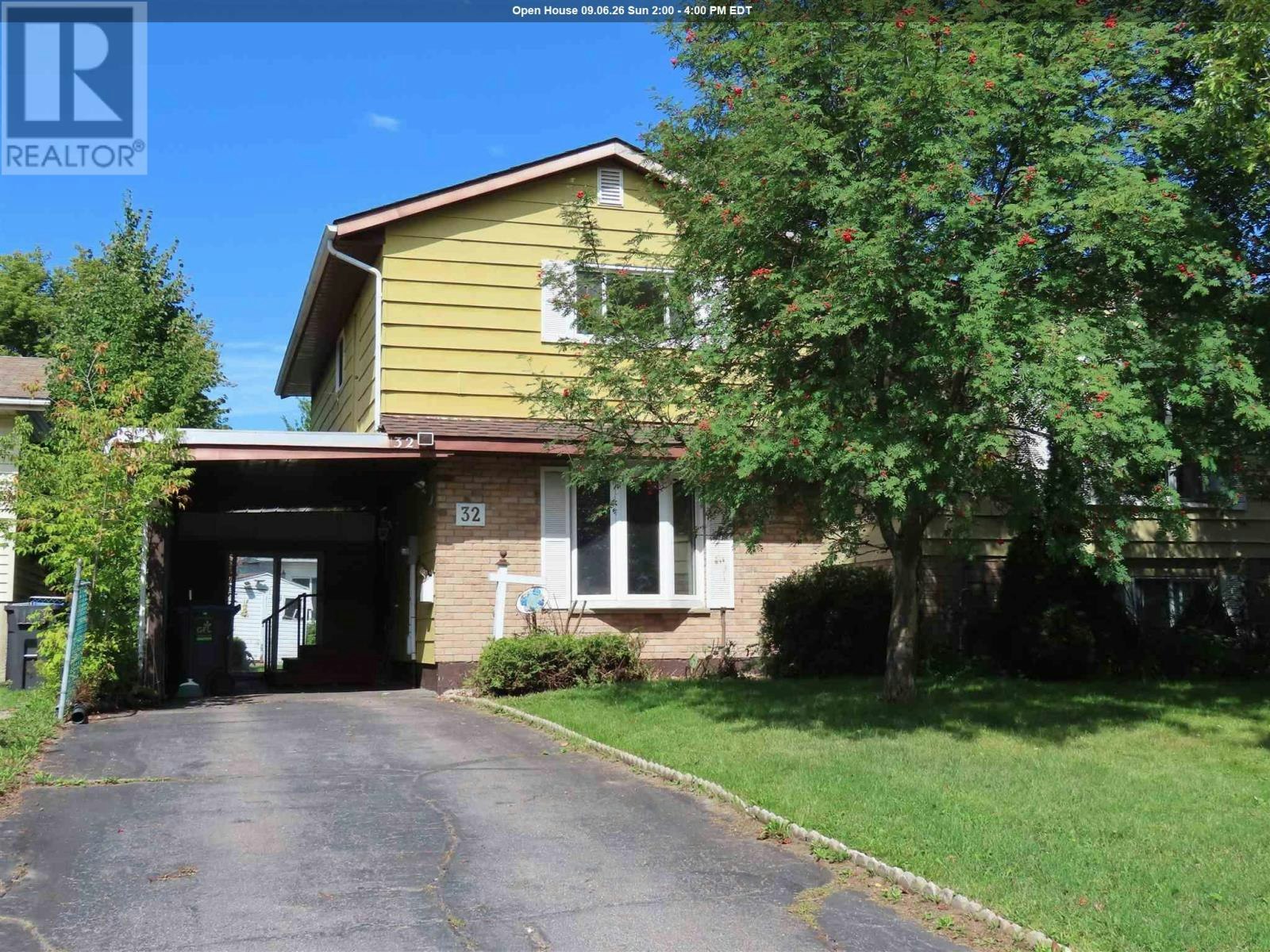32 Breton Road, Sault Ste. Marie, ON, P6B 5W6