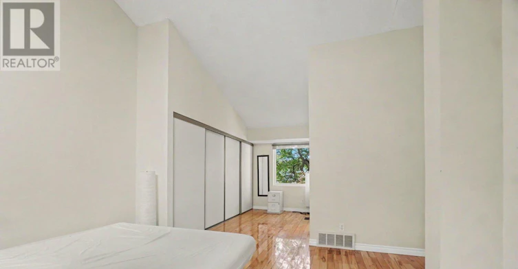 14-290 Cathcart Street, Ottawa, ON, K1N 5C4 - 10