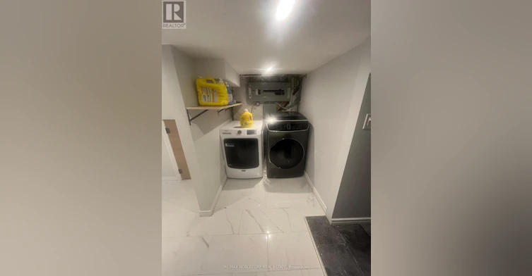 20 Payzac Avenue, Toronto, ON, M1E 2W7 - 8