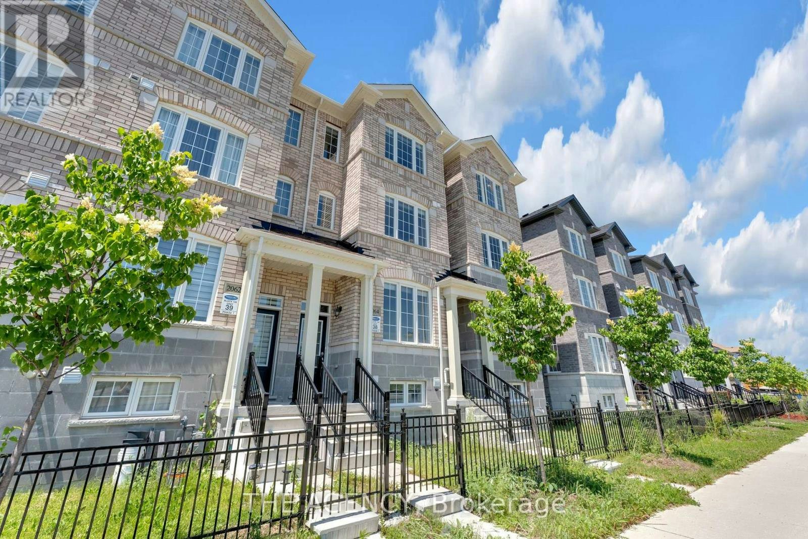 2064 Donald Cousens Parkway, Markham, ON, L6B 0Z3