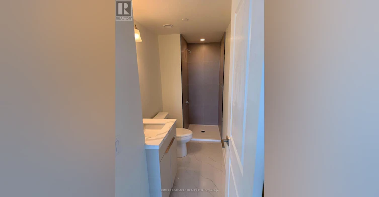 404-2825 Jane Street, Toronto, ON, M3N 0A8 - 3