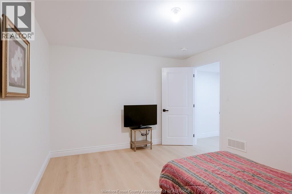 236 Mclellan, Amherstburg, ON, N9V 3Y7 - 35