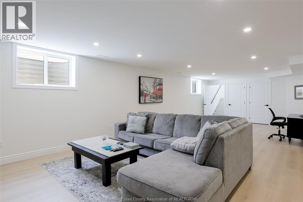 236 Mclellan, Amherstburg, ON, N9V 3Y7 - 31