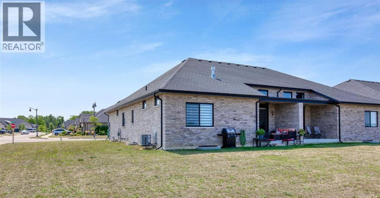 236 Mclellan, Amherstburg, ON, N9V 3Y7 - 42
