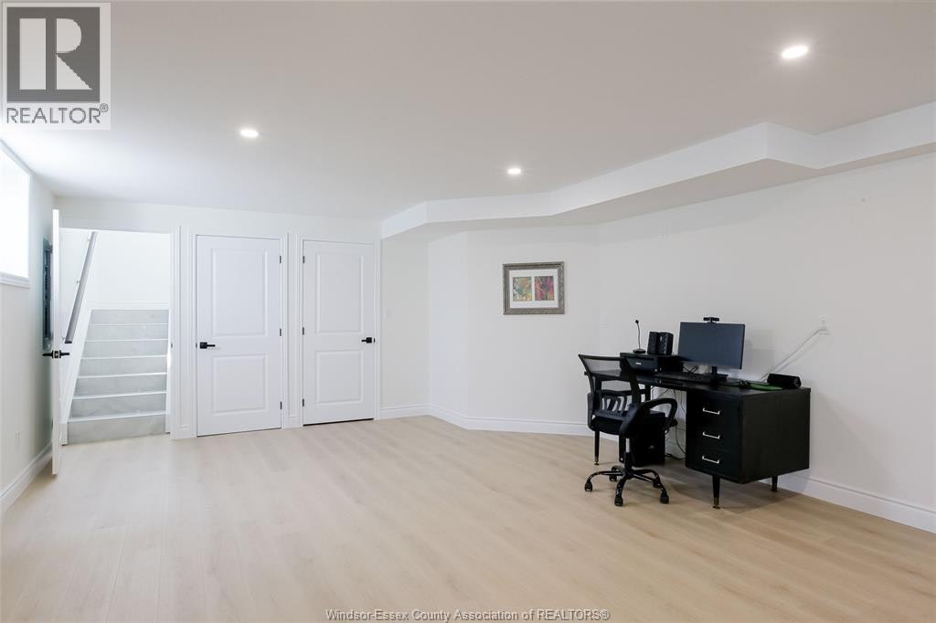 236 Mclellan, Amherstburg, ON, N9V 3Y7 - 28