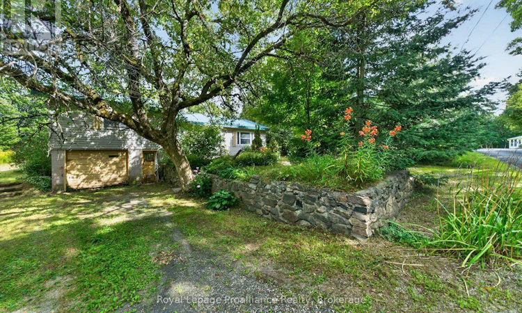 2452 Henderson Road