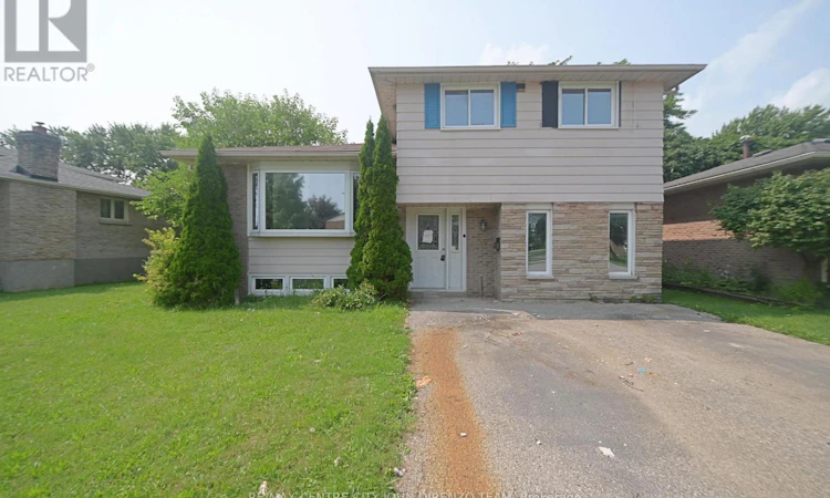 83 Confederation Drive