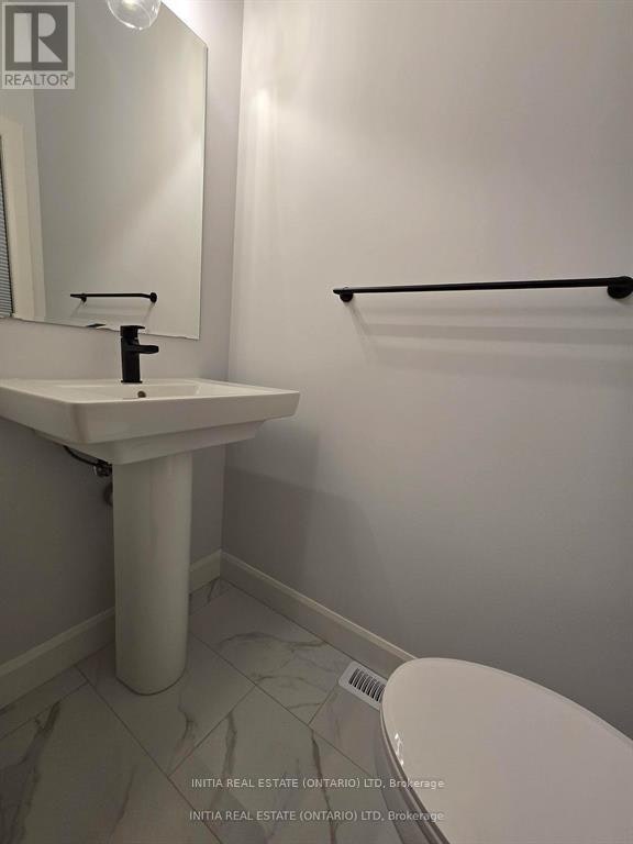 99-2700 Buroak Drive, London, ON, N6G 5B6 - 4