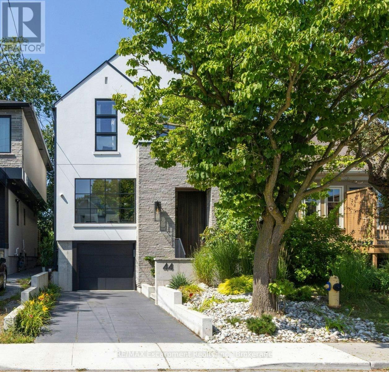44 Thirteenth Street, Toronto, ON, M8V 3H4