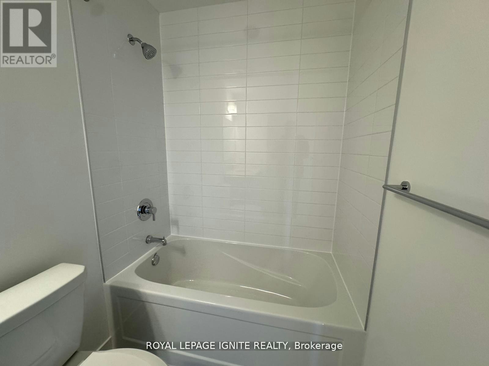 101-51 Clarington Boulevard, Clarington, ON, L1C 7J8 - 16