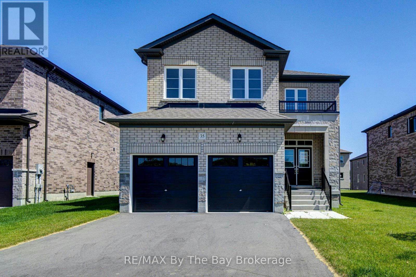 35 Misty Ridge Road, Wasaga Beach, ON, L9Z 0R8