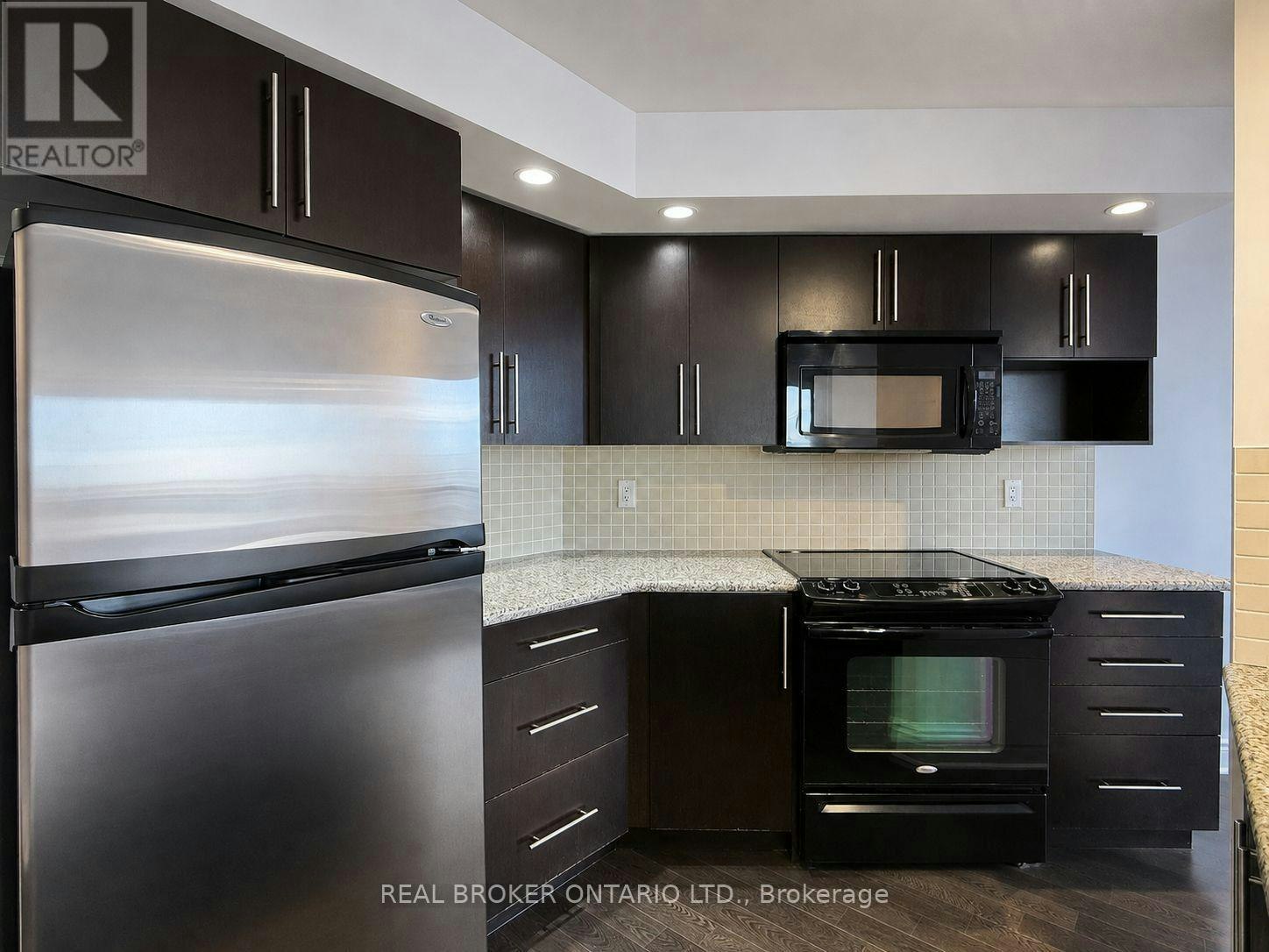 971-23 Cox Boulevard, Markham, ON, L3R 7Z9 - 14