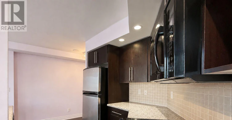 971-23 Cox Boulevard, Markham, ON, L3R 7Z9 - 13