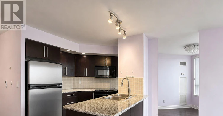971-23 Cox Boulevard, Markham, ON, L3R 7Z9 - 12