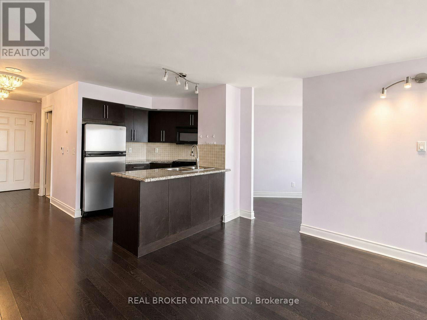971-23 Cox Boulevard, Markham, ON, L3R 7Z9 - 11