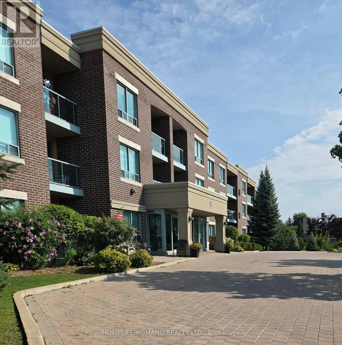 312-65 Via Rosedale Circle, Brampton, ON, L6R 3N8