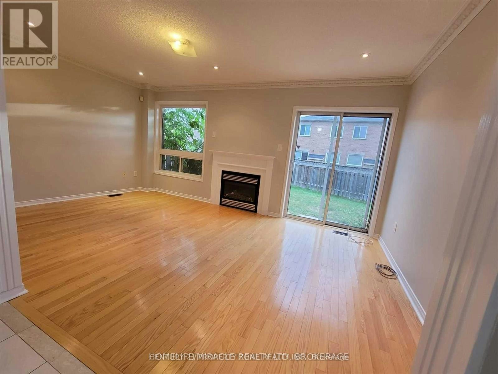 8 Galtee Road, Brampton, ON, L6X 0J8 - 11