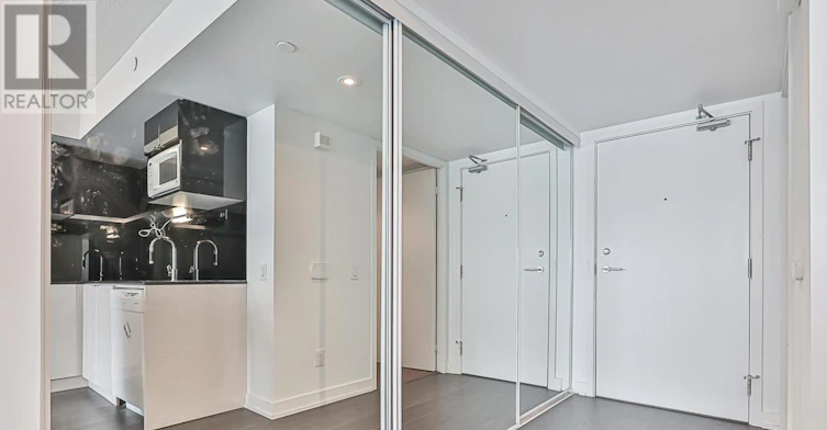 309-72 Esther Shiner Boulevard, Toronto, ON, M2K 0C4 - 3