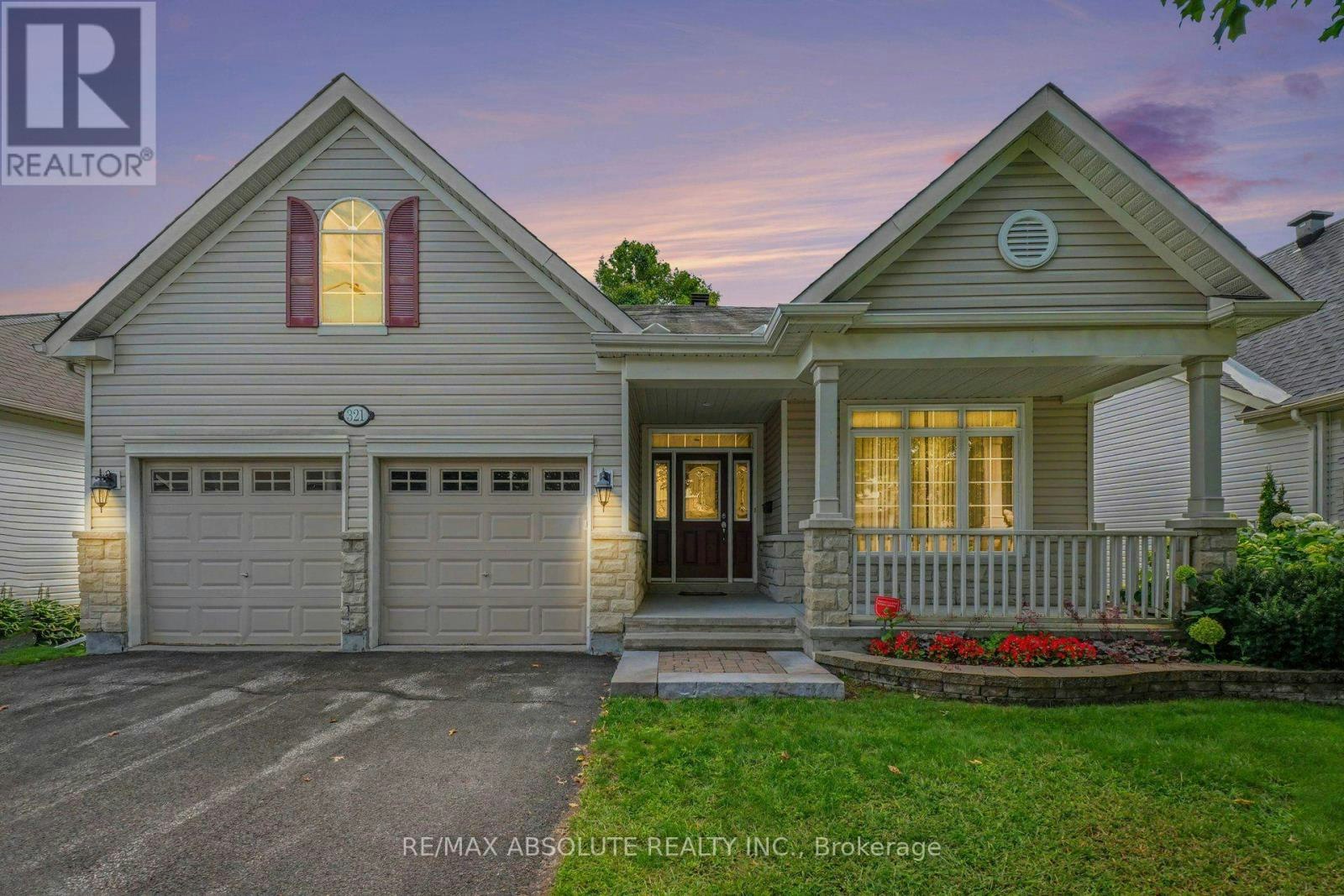 321 Eckerson Avenue, Ottawa, ON, K2S 0K8