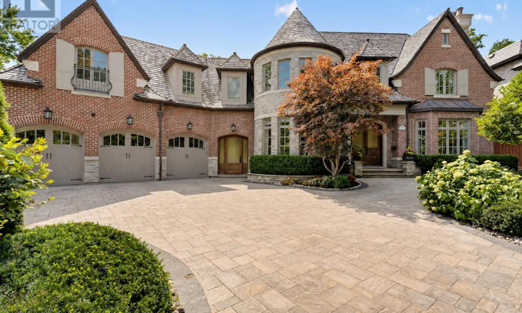 21 Don Ridge Drive