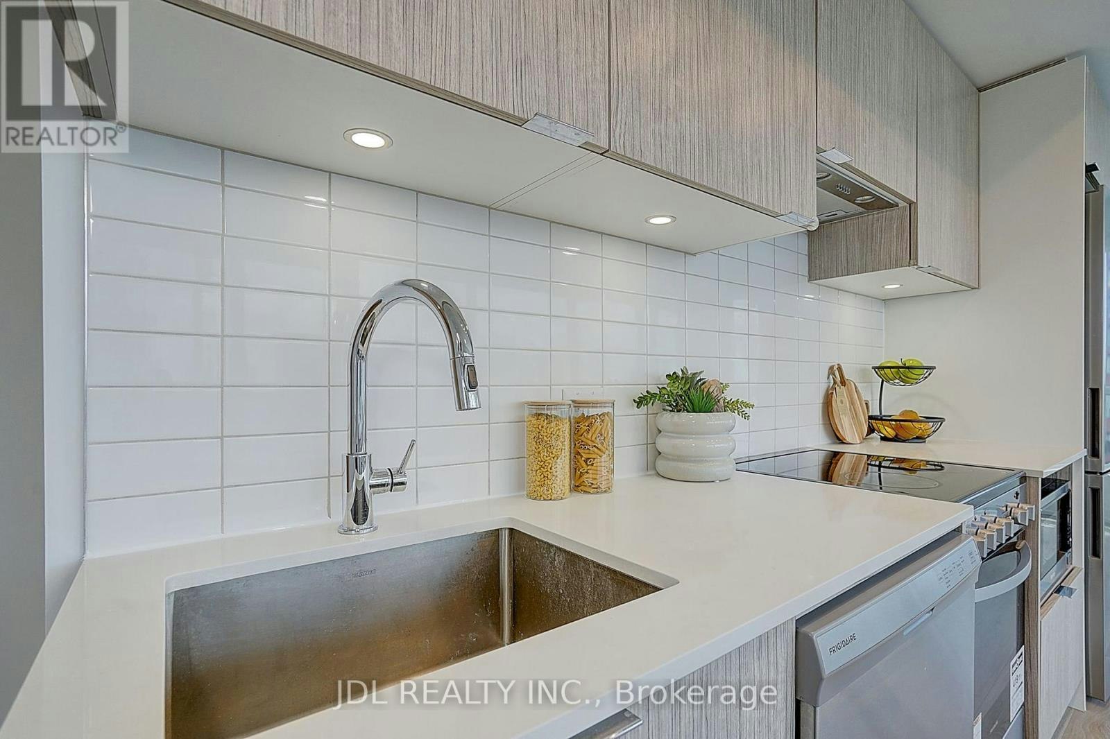 3902-395 Bloor Street E, Toronto, ON, M4W 1H7 - 14