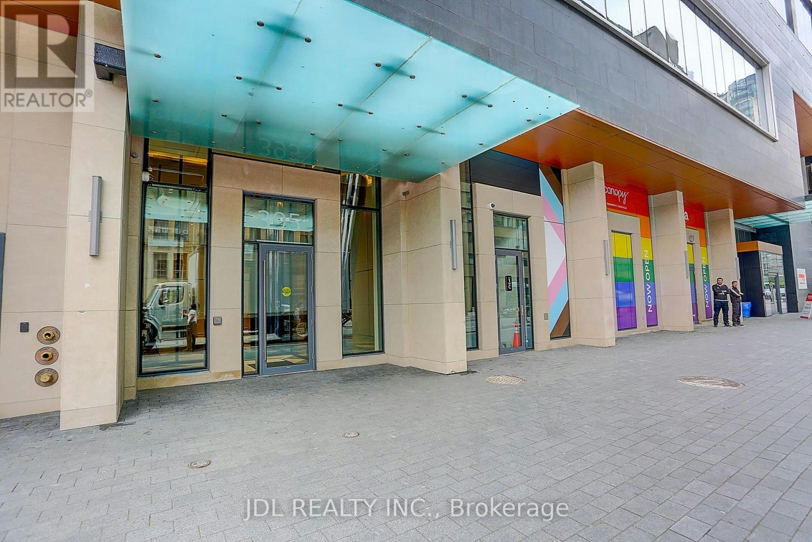 3902-395 Bloor Street E, Toronto, ON, M4W 1H7 - 2