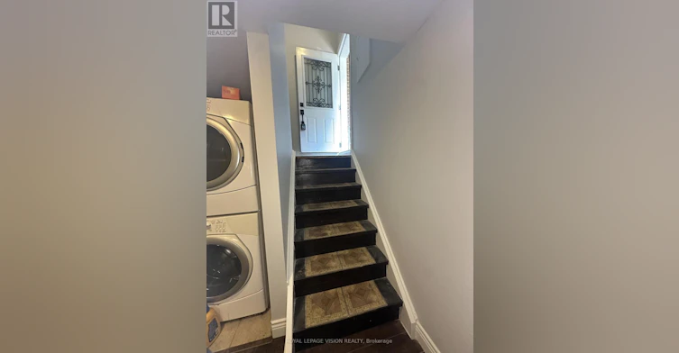 43 Par Avenue, Toronto, ON, M1G 2G5 - 3