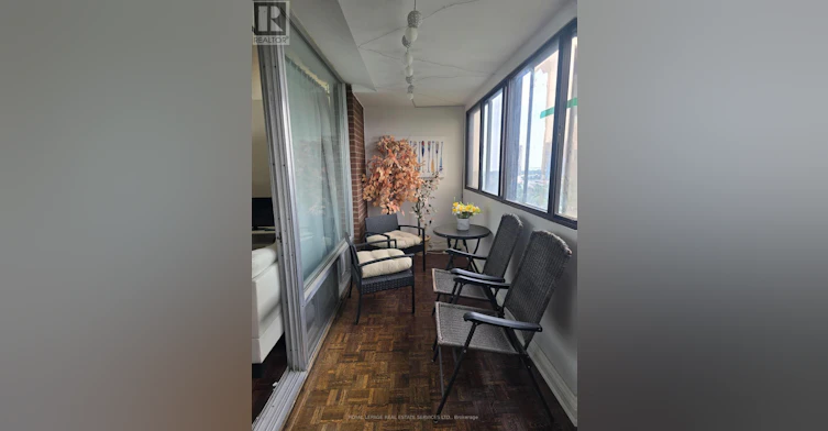 2614-1 Massey Square, Toronto, ON, M4C 5L4 - 17