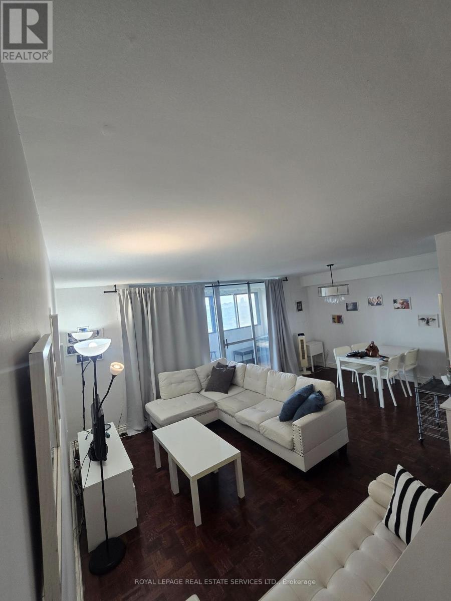 2614-1 Massey Square, Toronto, ON, M4C 5L4 - 8