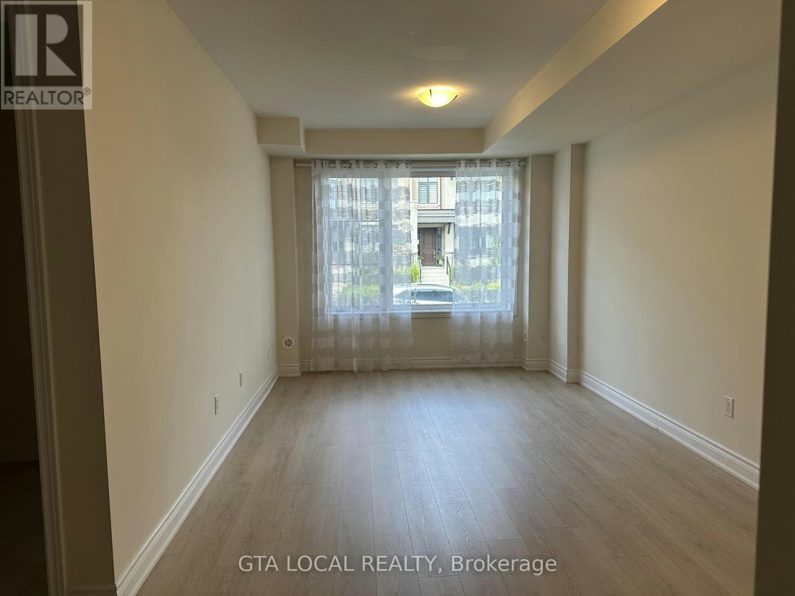 5 Aylin Crescent, Vaughan, ON, L6A 4Z8 - 2