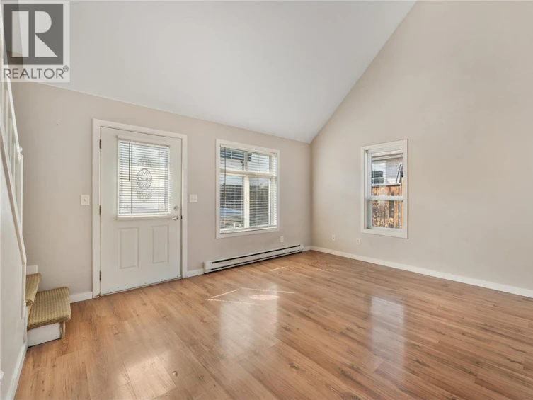 811 Martin Avenue, Kelowna, BC, V1Y 6V4 - 32