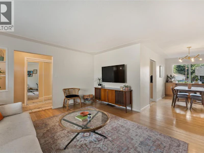 811 Martin Avenue - 5